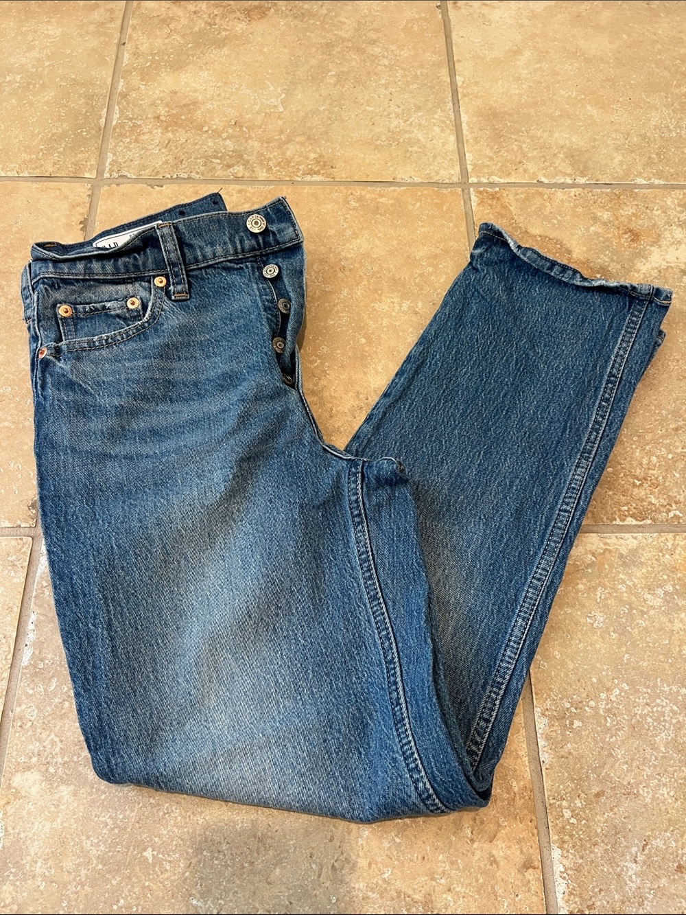 GAP Women's Cheeky Straight High Rise Jeans in Medium Blue Wash